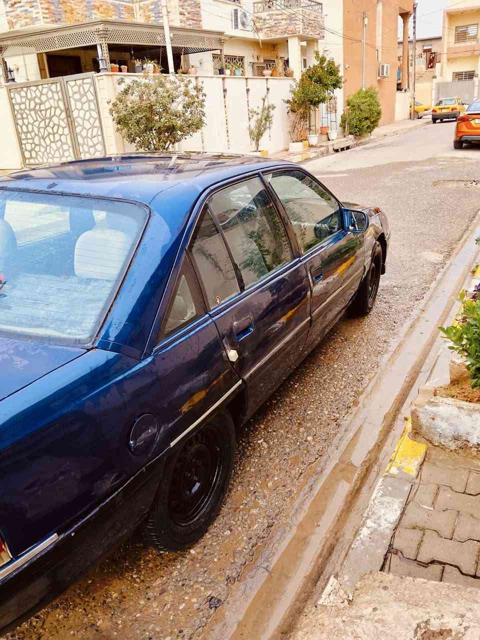 اوميكا موديل 92 رقم كركوك أ ألماني شرط التحويل العنوان كركوك  سعر 22 ورقة وبيها مجال  ***********
***********
