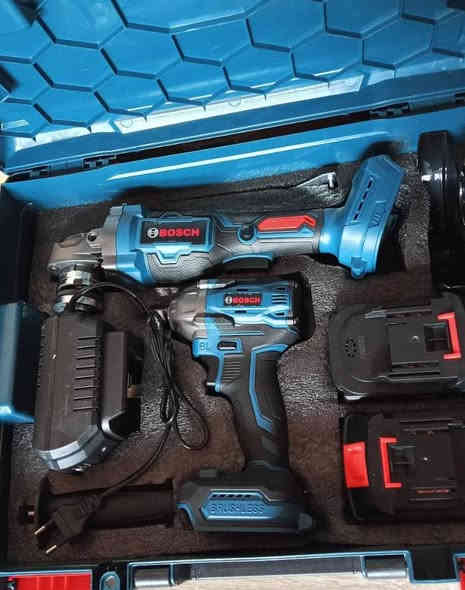 جديد/ المجمع الألماني للأجهزة المنزلية / توفر من جديد/ بكج من شركة بوش ألمانية / دريل لقمة أمباكت 330 نيوتن / مع كوسره ملكي 125 م / دبل بطارية 🔋 10 خلية ليثيوم حقيقي مع شاحن سوبر جارج/ 85 ألف/ شامل التوصيل للحجز و ألأستفسار مراسلة الصفحة/أو عل واتساب/                *********** حلة
