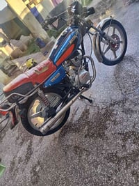 للبيع موديل 23 وراق اصولي مكينه خرسه مامفتوحه عوزه باتري سلف وهندر كهر...