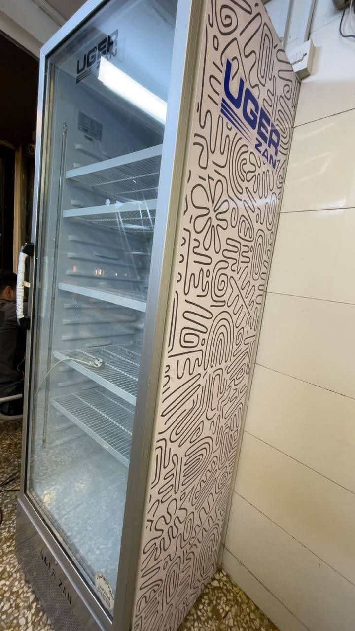 عندي اغراض مستعمله للبيع
كراسي عدد ١٦ 
ميز سل ستيل غذائي اصلي 
عارضه ٣٠ قدم من شركه uger zan كلش جديده ومستعمله شي قليل تجي وتشوف بعينك 
وكل هاي الغراض اسعارهم مناسبه واي استفسار الاتصال على الرقم.  ***********
