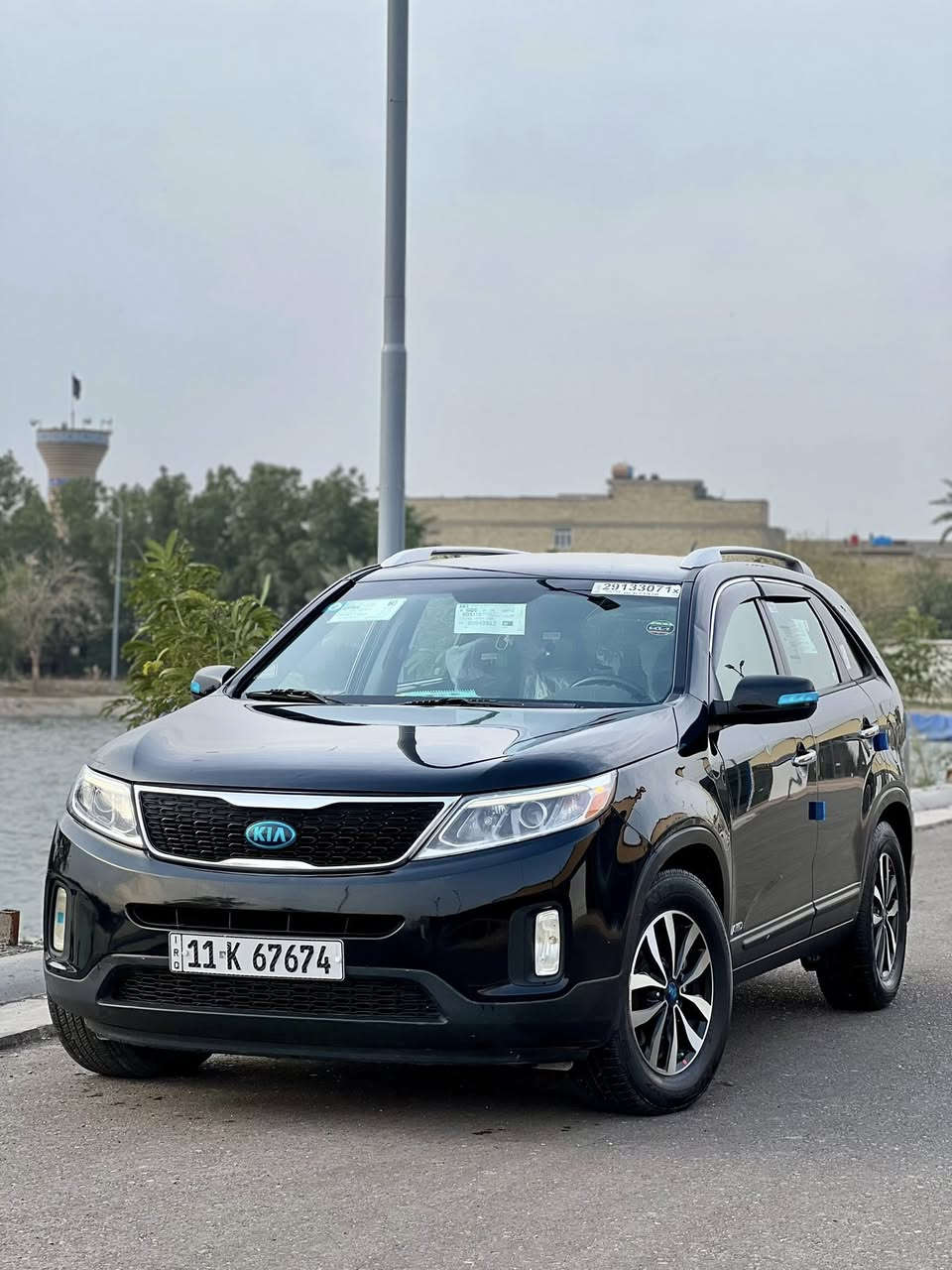 سورنتو 2015 مكفولة وارد بدون ضربة وصبغ وتبديل وفتح ابد كفالة رقم بغداد سعرها 144 وبيه مجال مكينه 2400 كفالة تبريد ثلج تخم تاير جديد كشنات تدفئة كامرة خلفية دوارة حساسات خلفية فور ويل بردات جانبية اشاير بلمري نضام ايكو سياره جاهزه من كل نقص كفالة من كلشي فقط بارد قليل مكانين مكاني بغداد *********** مامتواجد علنت شراي اتصل
