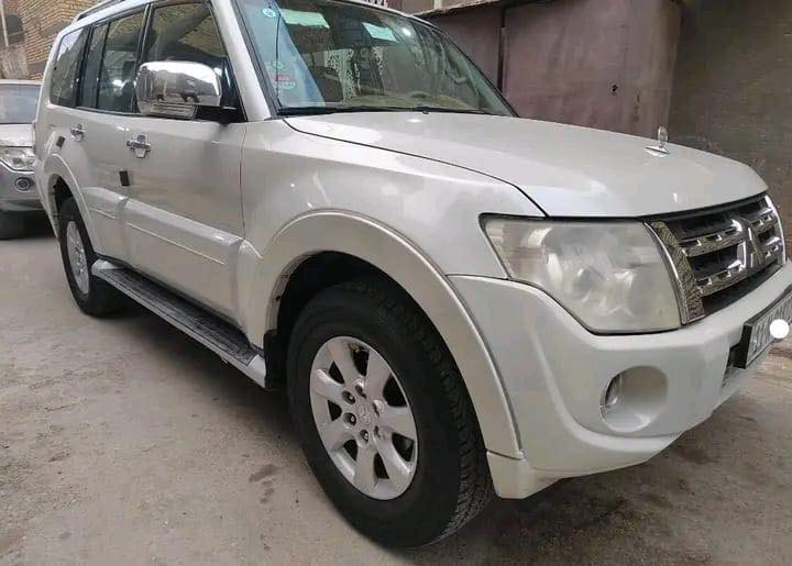 السلام عليكم
باجيرو 2009 حبتور رقم بغداد انكليزي سنويه جديده تحويل ثاني يوم فول مواصفات فتحه سقف مري شف كشنات جلد تحكم ستيرن ويل 17 دمام خلفي  زنون بلادي السياره كفاله من الضربه والتبديل بيها صبغ جاملغ خلفي ايسر اثر شخط بدون اي ضربه او حار  والباب الخلفي نصبغ علمود تخاوي الون  وطرف باب الجنطه غير هذا ما بيها والسونار موجود بالمنشور محرك 3500 وكير ع الشرط تبريد ثلج 3 قطع حداديه جاهزه تخم تاير وباتري جديد كهربائيات كلها بلاد وشغاله مكان السياره ناصريه شارع ابراهيم الخليل السعر 130 وبيها مجال 
للاستفسار / ***********
