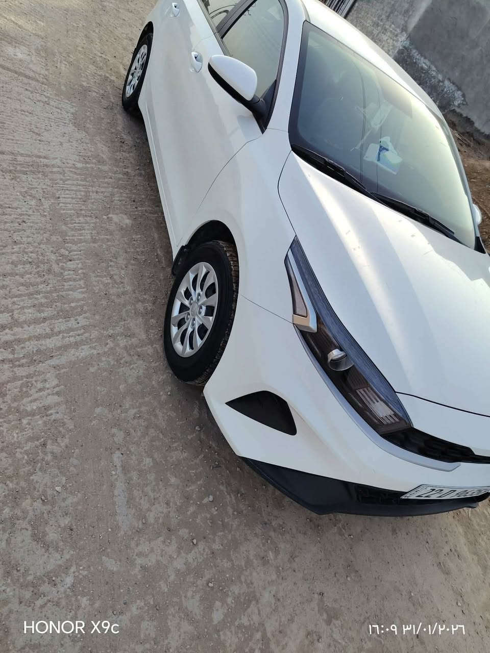 سلام عليكم
سيراتو ٢٤
ماشيه ٤٥
كفاله 
قطعتين تبريد
موصفاته معروفه 
***********
