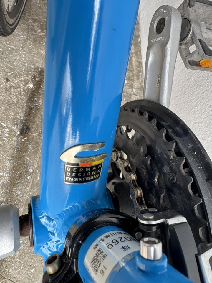 السلام  عليكم اخواني  الغواليً  رمضان  كريم عليكم ان شاء الله عندي هذي ماركة. (coratec) غني عن 
التعريف قياس M فريم 48 معدنه المنيوم سستم 
شيمانوا التوس 3/8  بدلات سحب دفع شيمانوا 
تايرات شوالبي  صنع ألمانيا 🇩🇪  اصلي مختومه 
نظفتهاا شوفت عينك 100/80  عل وضع البلادي
سعرها 220 الف وبي مجال بصيط عنواني موصل 
تتوفر خدمة توصيل لجميع محافظات العراق 
*********** وتحياتي للجميع
