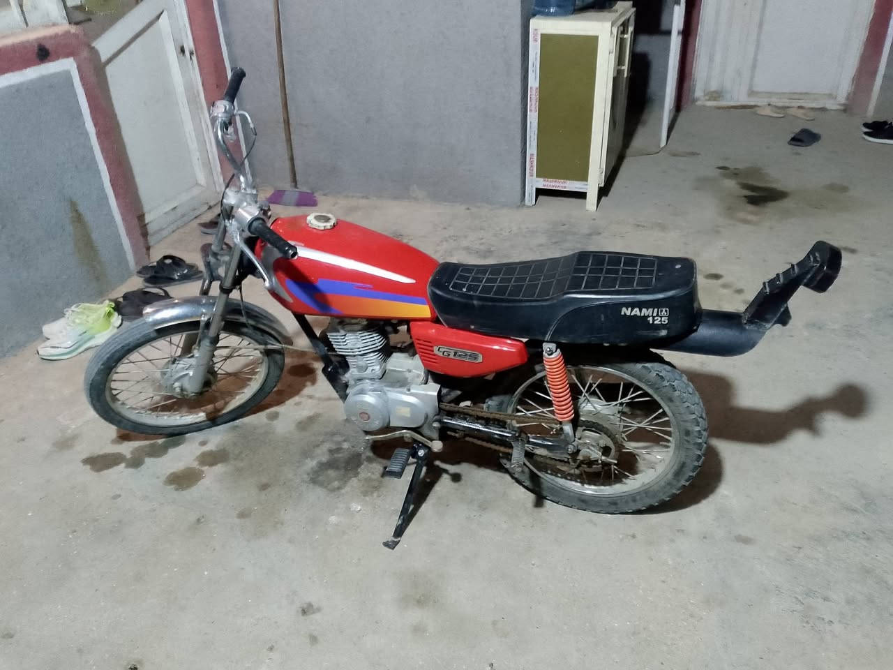 سلام وعليكم للبيع او مراوس درجه 4 كير  ..كلك  دراجه تخبل  السعر 275وبيه مجال قليل  مكان كربلاء طريق الحسينيه الكنطره البيظاء. ***********

ملاحضه/ اذا مو شراي لا تكسر بل سعره لا تسمع كلام مو حلو
