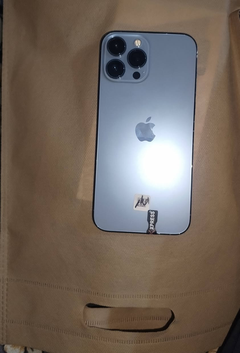 ايفون 13 برو ماكس
بطاريه 94 مصعده جهاز نضيف كلش
سيمكرت تك السعر ٧٠٠ الف وبي مجال قليل
***********
