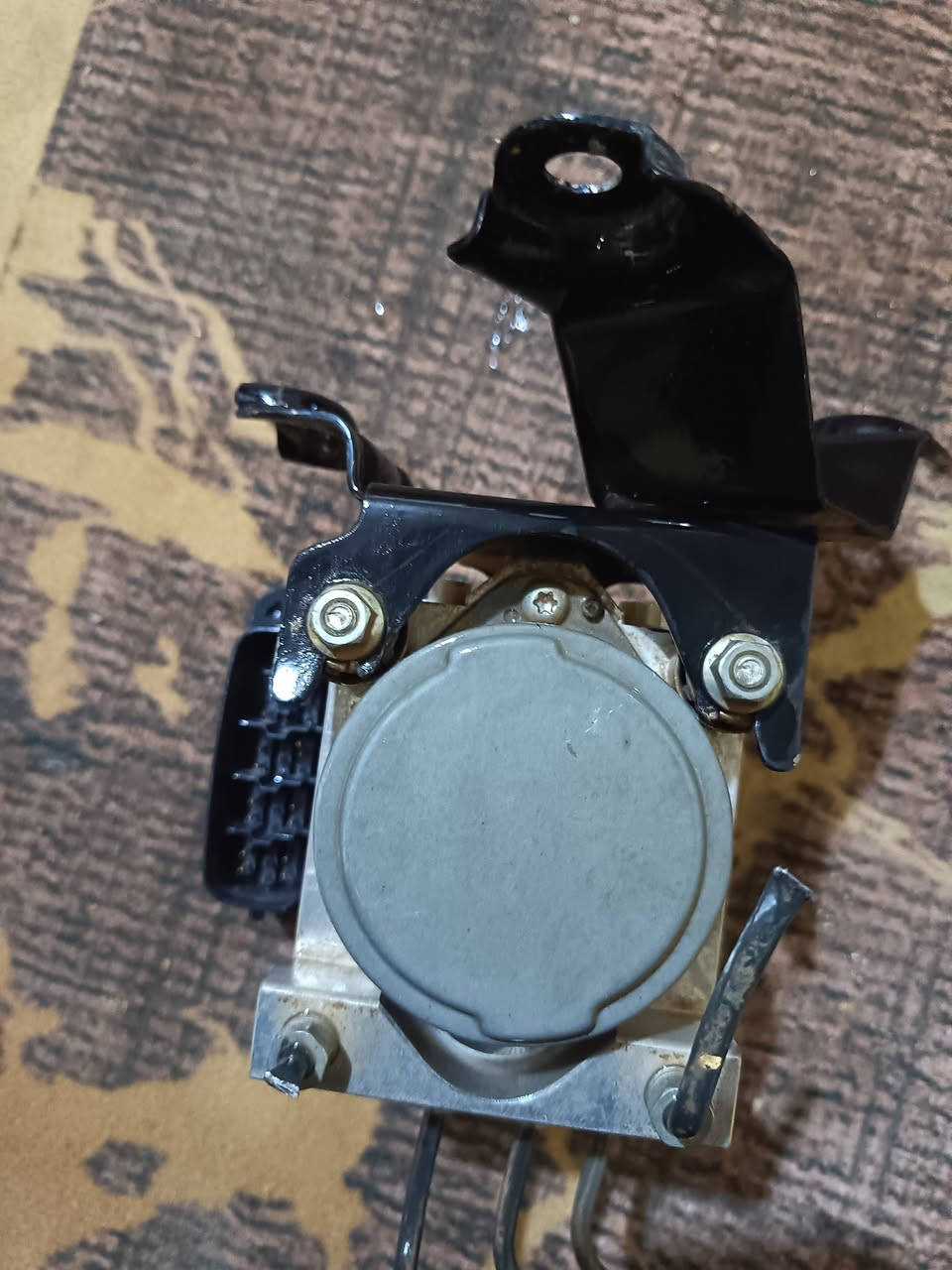 السلام عليكم  غراض بيكم تيوتا  2012 و 2014 للبيع  ABS  بي مجال ونص ضفيره  بطاين خلفيه جددد   وغراض وياهن  قيم باليرضي الله واخذ


**إذا كنت صاحب هذا الإعلان وتريد حذفه لأي سبب، رجاءا أرسل رسالة إلى الدعم الفني**