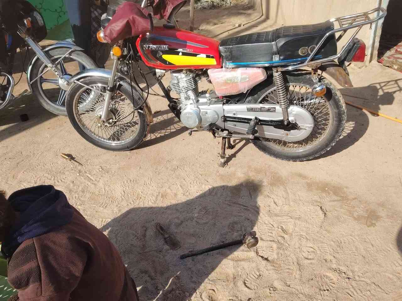 سلام عليكم دراجه كلك للبيع مكفوله من السرقه  موديل 23 محرك مامفتوح  نامه نامه مكاني نجف السعر 350. ***********
