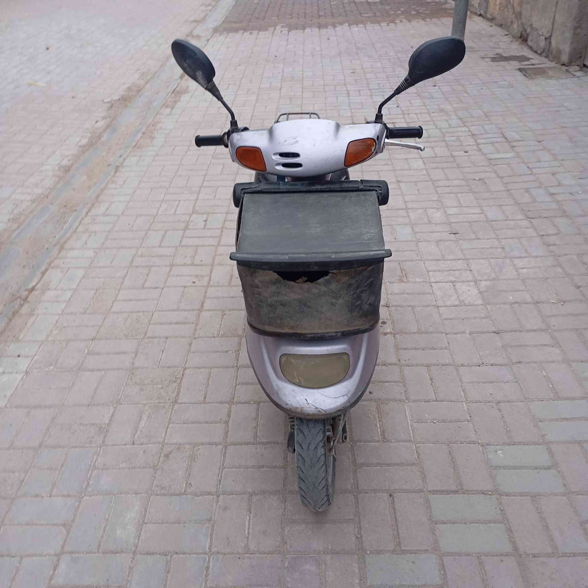 السلام عليكم دراجة للبيع مامفتوحة مكاني كربلاء حي العامل سوك الوسط ***********
