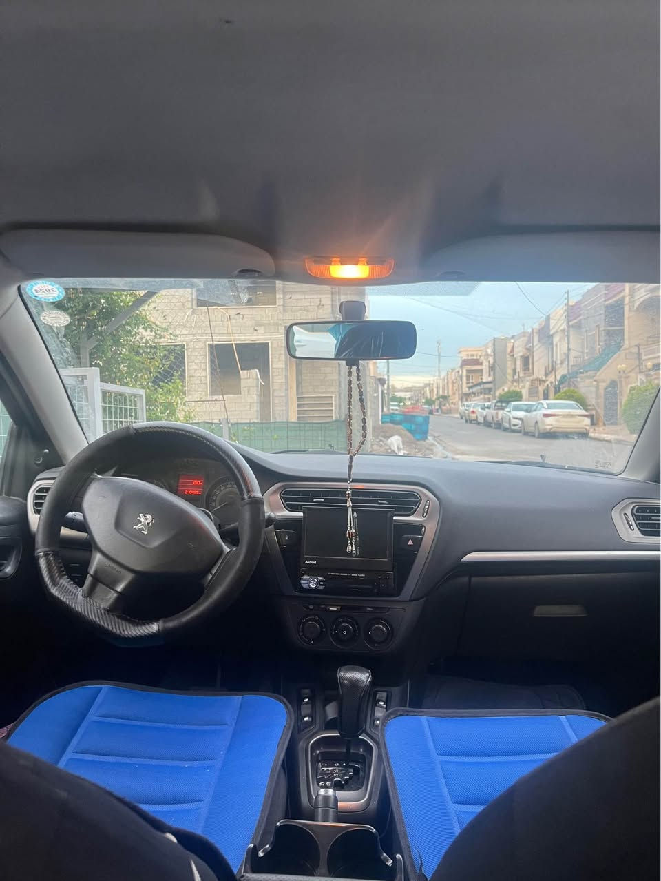 بيجو ٣٠١ خليجي
موديل ٢٠١٥
تبريد كير و مكينة ابشرط 
شاشة جبيرة كامرة
كير اوتاماتيك 
سيارة خليجي كفالة عامة صدر و الطيارات بالشرط بيه ٣ قطع بدون دواخل بدون ايرباكات 
تحويل غرامة ابشرط سنوية و رقم جديد ثاني يوم احولك السيارة باسمك
 ماسيحة اوتو 
سيارة نظيفة جدا 
٤ جامات كهربائي

***********

بيجو ٣٠١ خليجي
موديل ٢٠١٥
تبريد بة شةرت ،
كاميرة،
شاشة كةورة ، 
٤جام كاهرباي
كير اوتاماتيك،
كير و مةكينة بةشةرت فةحس
سةيارةكة لوكة مةسرفي دينازيكي تيا نيية 
سي بارجة بوياخة بي ناو كرتن 
ماسيحة اوتو
تةحويل بةشةر سةنةوي و رةقةم نويية 

*********** أربيل, العراق
