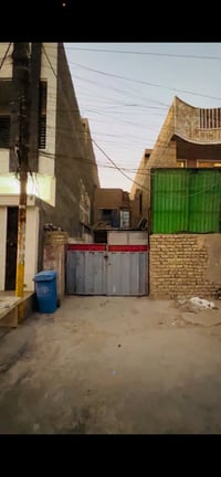 دار للبيع الشعب منطقة الشعب التجار   بناء قديم المساحة 117.50 متر الوا...