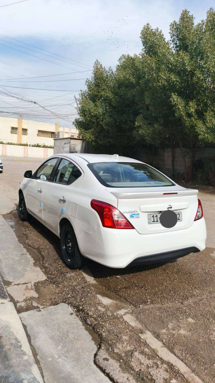 السلام عليكم 
سني هندي بليته زركه 2024
ماشيه 25 الف 
مكفوله من الصبغ والبارد والتبديل
 بيها فقط شخط بسيط موضح بالصور 
134 ورقه وبيها مجال بسيط 
مكانها بغداد / حي حطين ***********
