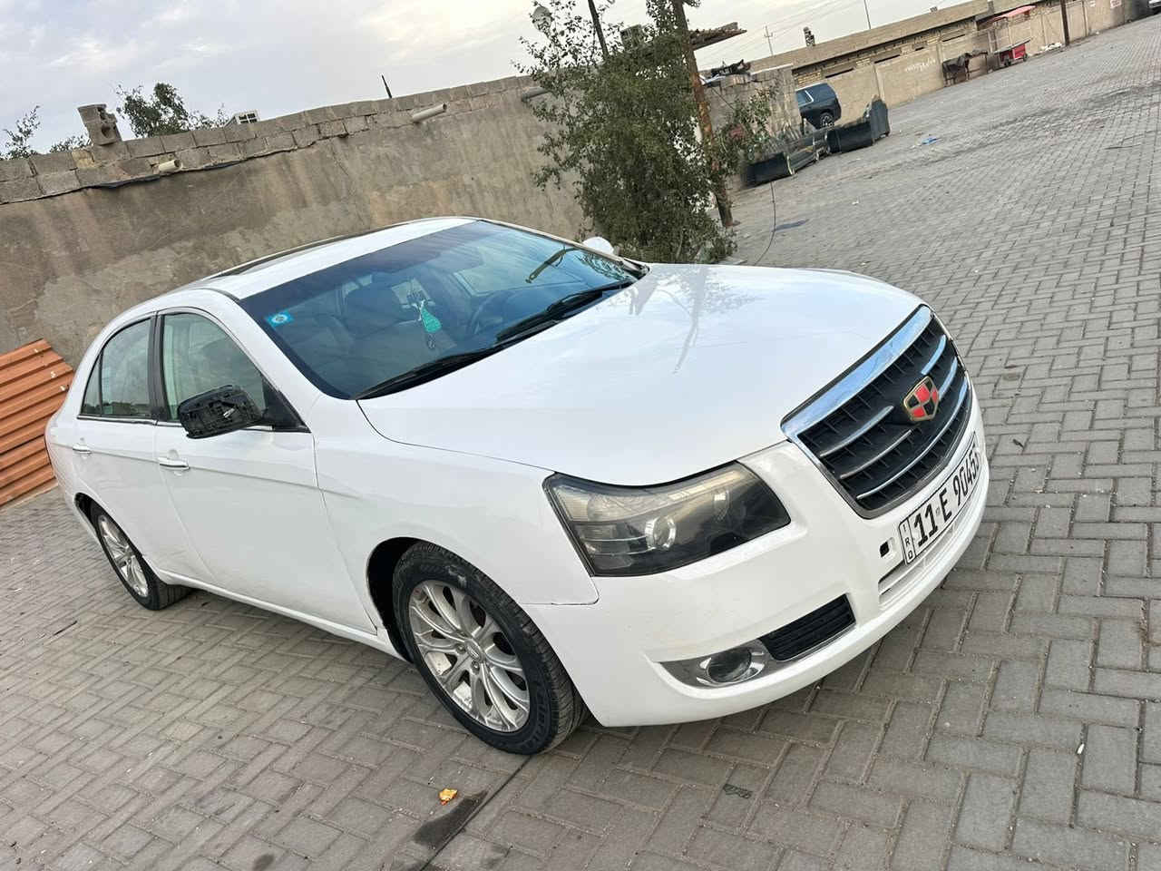 السلام عليكم Ec8موديل 13
محور كير ومكينه كورلا نحله 1800

سلايت روف 

كشنات جلد بيجي 

شاشه ايباد 

حساس خلفي 

كامره دواره

اشاير بالمري

تبريد لمس امامي خلفي

لايت زنون 

رقم بغداد نكليزي

مصبوغه عام للجماليه مكفوله من الضرر

مكان السياره بغداد

السعر ٧٤ وبيه مجال

***********
