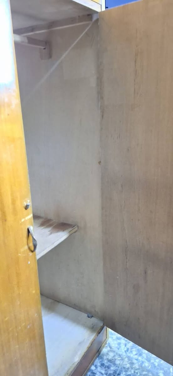 السلام عليكم  كنتور ٦ملحق مستعمل السعر ١٨٥ المكان بغداد البلديات دور العمال يوجد توصيل بكروه داخل بغداد فقط***********
