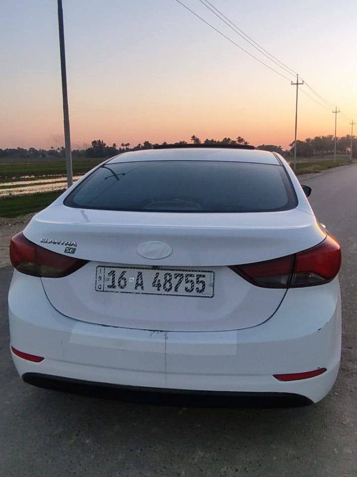 السلام عليكم ورحمة الله
موديل 2016 خليجي فول مواصفات عدا البصمة سنوية لل2030 بسمي (قبق جنطه مبدل) 125 وبيها مجال
يتوفر واتساب ***********
