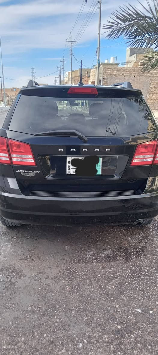 جورني موديل ١٨ رقم بصره محرك ٢٤٠٠  بيه باب فقط السعر خاص ***********
