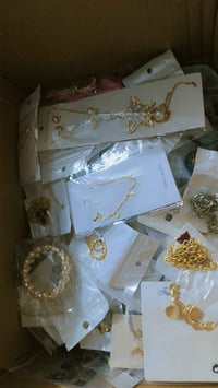 ١٧٠ قطعة • اكسسوارات • توصيل مجاني