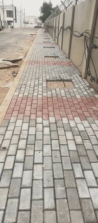 ورحمه الله وبركاته مستعدين لتنفيذ المقاولات الثانويه  رصف المقرنص و صب...