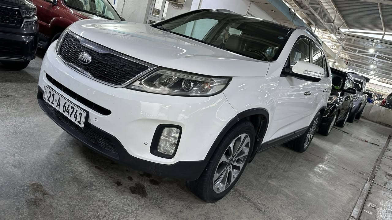 سورنتو 2013 خليجي سليمانية بأسمنة فول مواصفات عدا البصمة  مكفولة من الصبغ والتبديل بيها بارد بين البابين جهة اليمين موضح بالسونار ماشية 137 محرك 4 سلندر دوش مكانها بغداد ناحية الرشيد سعر البيع النهائي 152 للاتصال ***********
