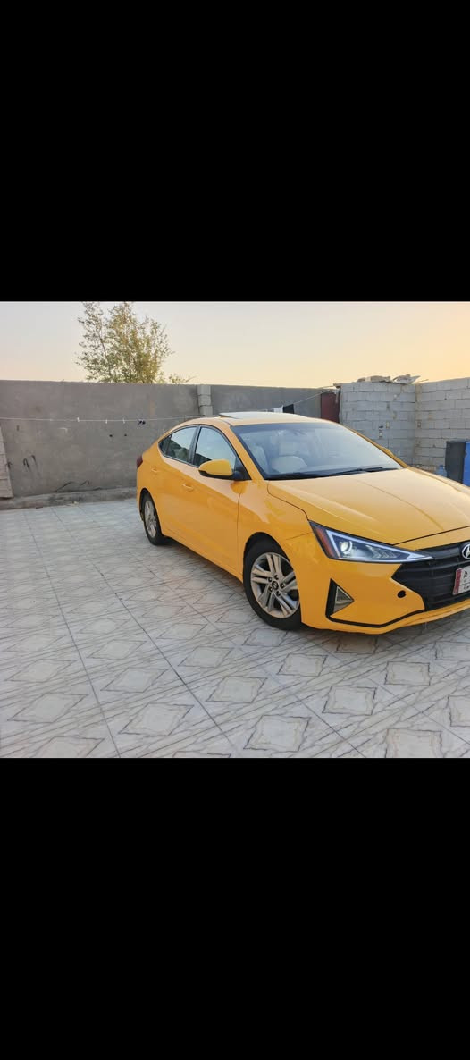 هونداي النترا موديل 2020 رقم بغداد حره تحويل ثاني يوم سنويه مجدده 28 مصفره هيئه وغرامات مشروع وطني وارد امريكي ضربته بس دعاميه اماميه فقط والباقي كفاله عامه من الضربه والتبديل والفتح كفاله عامه مكينه 2000 دوش شرط ما مفتوحه مكينه وكير وحداديه وتبريد وتخم تايرات كله مكفول سياره جاهزه مال جناي بمعنه الكلمه فول مواصفات واحد على واحد فتحه سقف تحكم ستيرن شاره بل مرايه شاشه كبيره كامره دسك خلفي وأمامي ويل كب بصمه تشغيل بصمه ابواب بصمه جنطه شفتات مري شفط فول واحد على واحد مكان سياره ناصريه سعر 123 بيه مجال قليل رقم الهاتف ***********  أنه مكلف بل نشر خابر راعيه بيك خير وتدلل
