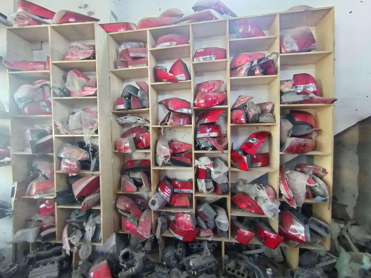 أغراض كافة انواع سيارات حاوية أصلي
 أغراض النترا مقدس قبق جنطة كامل ٦٠ الف
بك لايت ثابت النترا تك ٢٠ الف حاوية أصلي شرط نظافة
قاعدة فيت بم حاوية أصلي النترا ٥٥ الف شرط فحص
فان تبريد النترا أصلي حاوية ب ٢٥ الف
جوينات عل ٥٠٠٠ حاوية
كيجات سرعة النترا ٥٠ الف ام كيج حماوة مو كلوب حاوية أصلي

شتحتاجون غراض متوفر راسلني خاص مفتوح
رقم *********** توصيل موجود كافة محافضات
