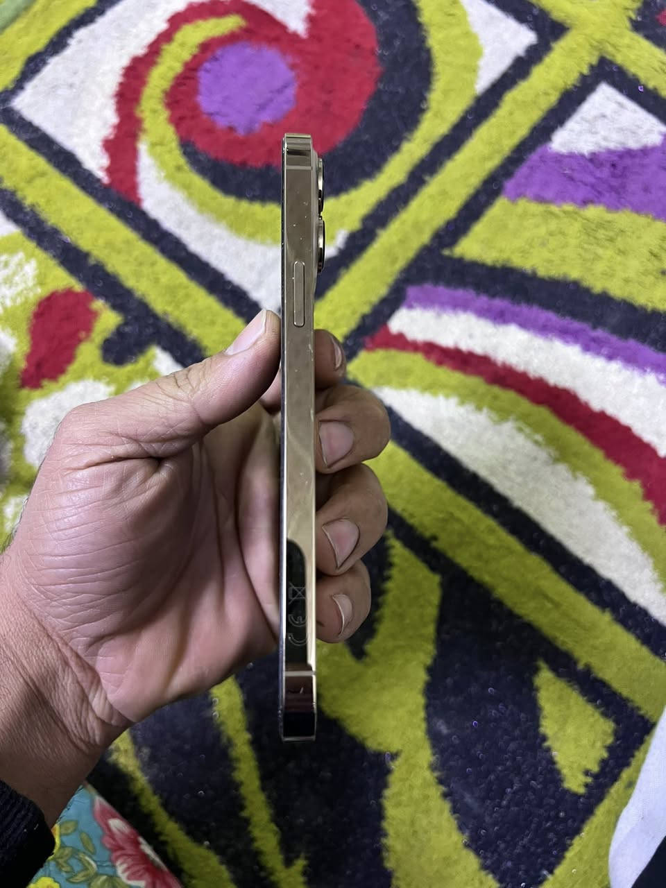 سلام عليكم      ايفون 13 الذاكره 128     بطاريه 85ابلاديه     فقط تصال اوتساب متواجد ***********      600 قفله     مستعجل عله بيعته الله شاهد
