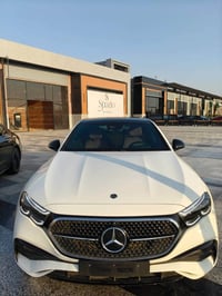 مرسيدس E200 • مرسيدس اي 200 • موديل 2024 • سيارة مرسيدس • فل اوبشن • ب...