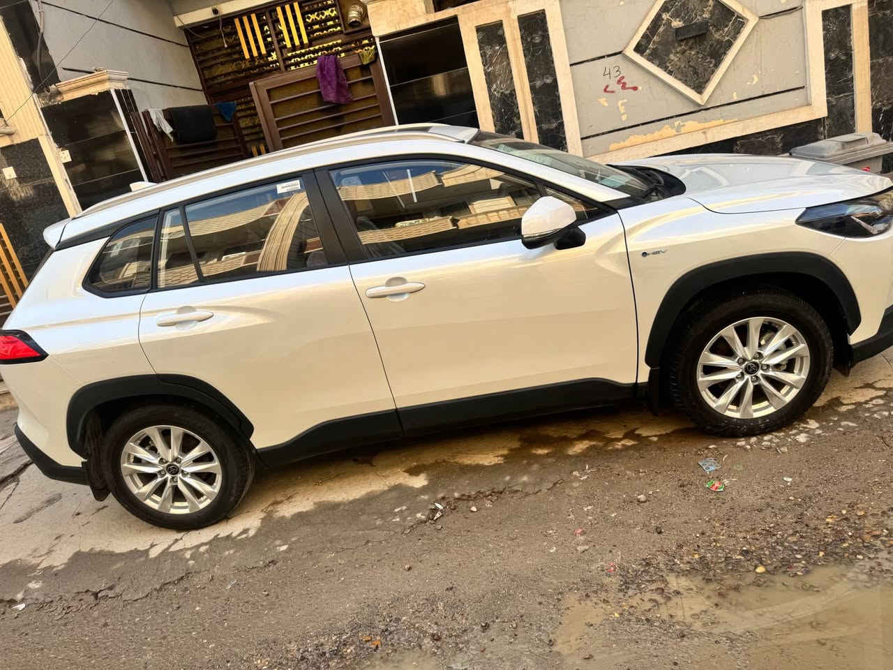 السلام عليكم..كورلا كروس 2025فول مواصفات وضع الشركه كرسي كهرباء صندوك كهرباء جلد احمر حمالات شاشه كامره رادار ماشيه 11 الف ع ايدنا وباسمنا من الزيرو ارضيات وسبير وعده بنايلونهن ممستعملات مكانها بغداد الدوره للاتصال ***********والسعر27 و750 وبيها مجال وكلشي اكو بالسوك هاي فول موعاديه اسعارها ب29 مليون بالشركه وكدامكم وبلاش للطيبين بغداد, العراق
