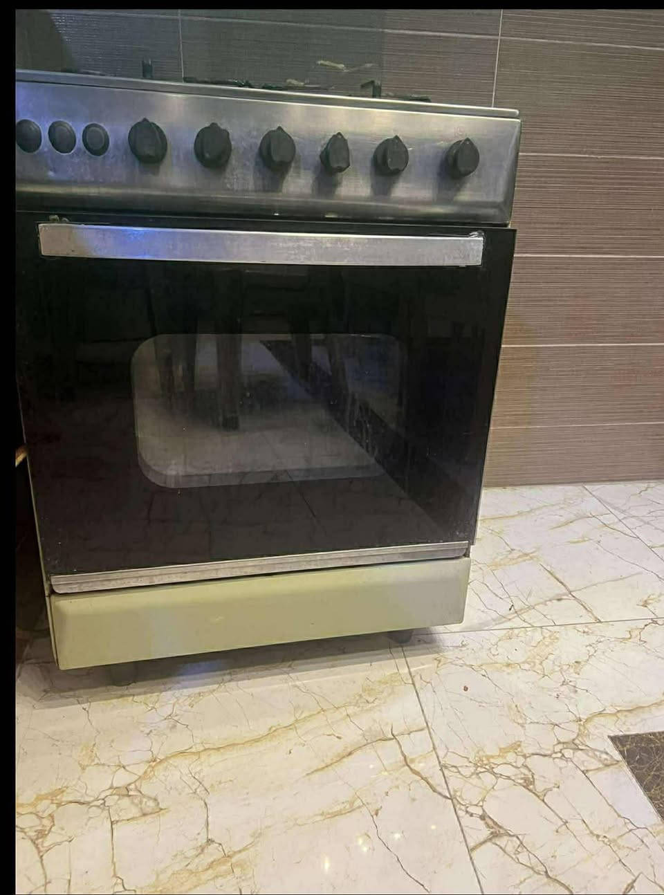 طباخ شغال للبيع السعر  ٧٥ الف بي مجال


**إذا كنت صاحب هذا الإعلان وتريد حذفه لأي سبب، رجاءا أرسل رسالة إلى الدعم الفني**