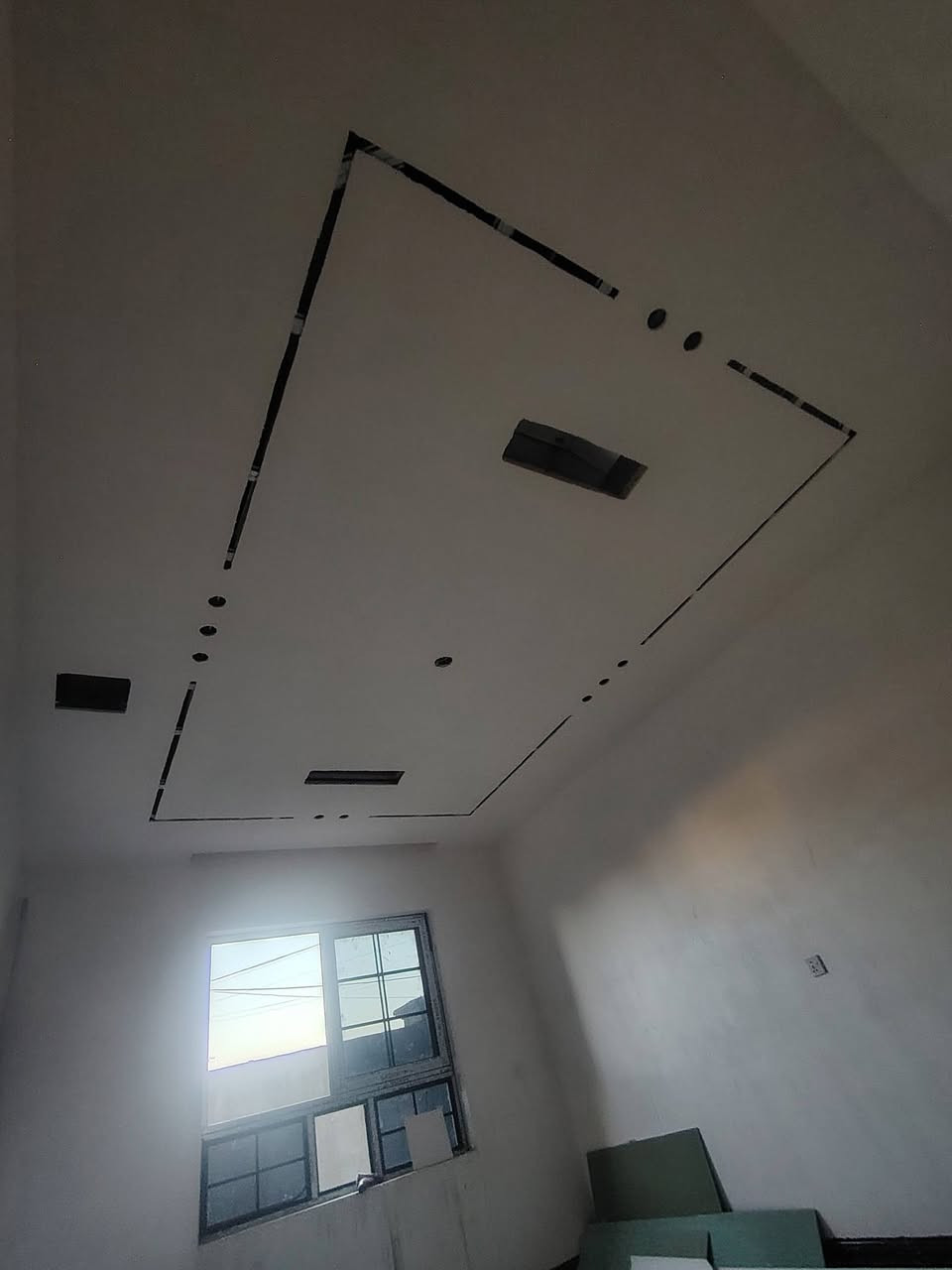 ديكورات كركوك تصميم و تنفيذ ديكورات داخلي و خارجي 
نحوّل بيتك أو محلك إلى مكان أجمل بتصميم وتنفيذ احترافي 🏠
خدماتنا: ✅ جبس بورد وتصاميم حديثة
✅ سقوف ثانوية وإضاءة مخفية
✅ بديل خشب وحجر ورخام
✅ دهانات داخلية وخارجية
✅ ورق جدران
✅ أعمال كهربائيات وديكور كامل
✅ واجهات خارجية (فلين، بورد X، ديكورات واجهات)
✔️ تنفيذ حسب الطلب
✔️ جودة في العمل وتشطيب مرتب
 📍 داخل كركوك
للاستفسار والحجز راسلنا على الخاص 📩
*********** ☎📞
 #ديكورات #ديكور
