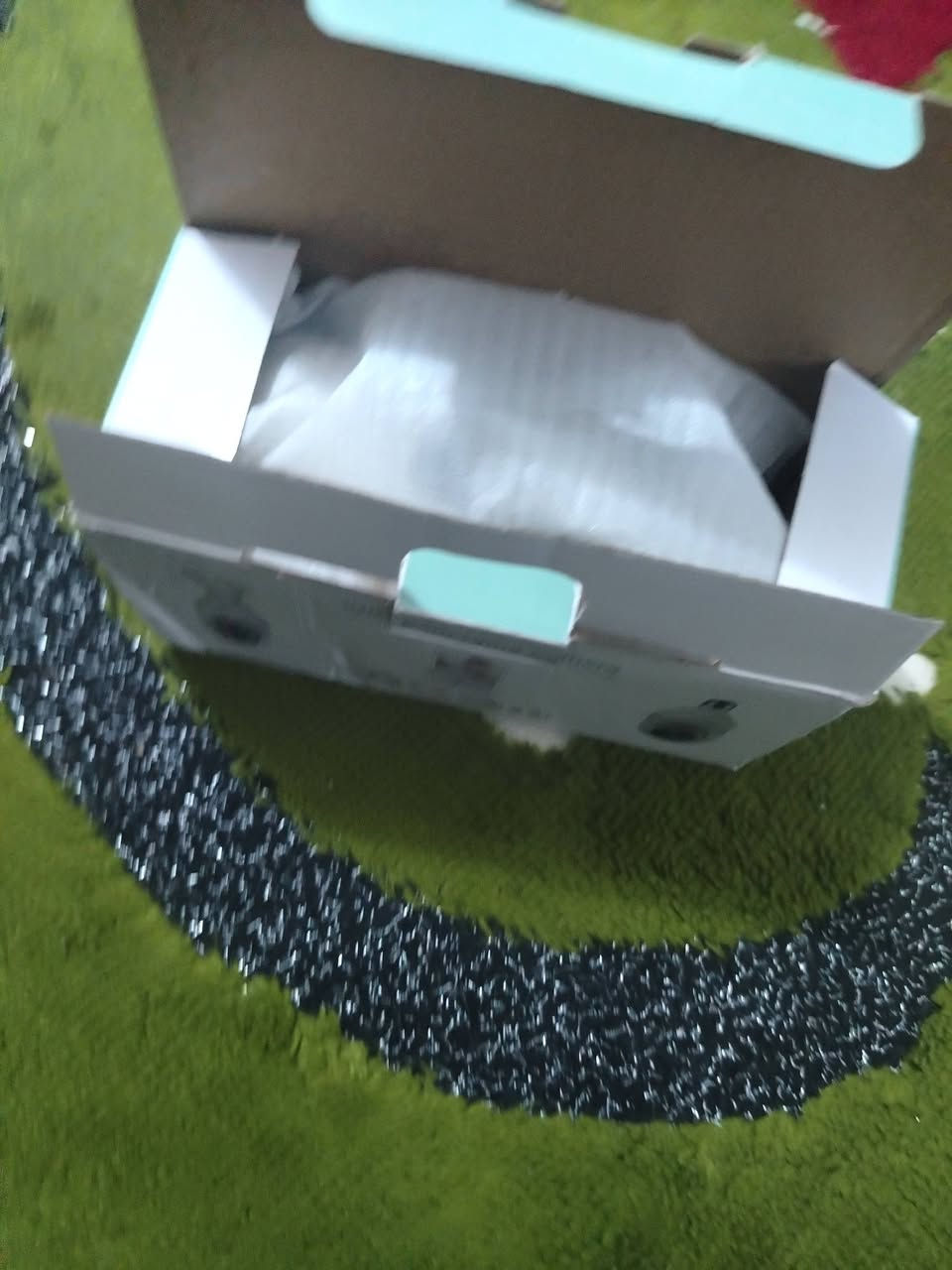 كامره للبيع جديده مامستخدمه تربط عله مبايل السعر ١٧ مكان ناصريه ***********
