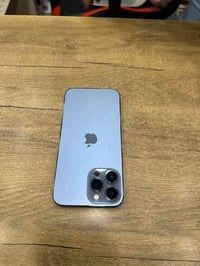 مرة خصة الدمن 13برو ماكس ذاكرة 256 بطارية 🔋 80 السعر 750 الرقم :077178...