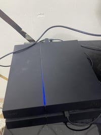 بلي فور للبيع ما صارله شي من اشتريته أريد اون لاين هاذا مهكر فور فات ٥...