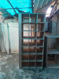 للبيع • خزائن