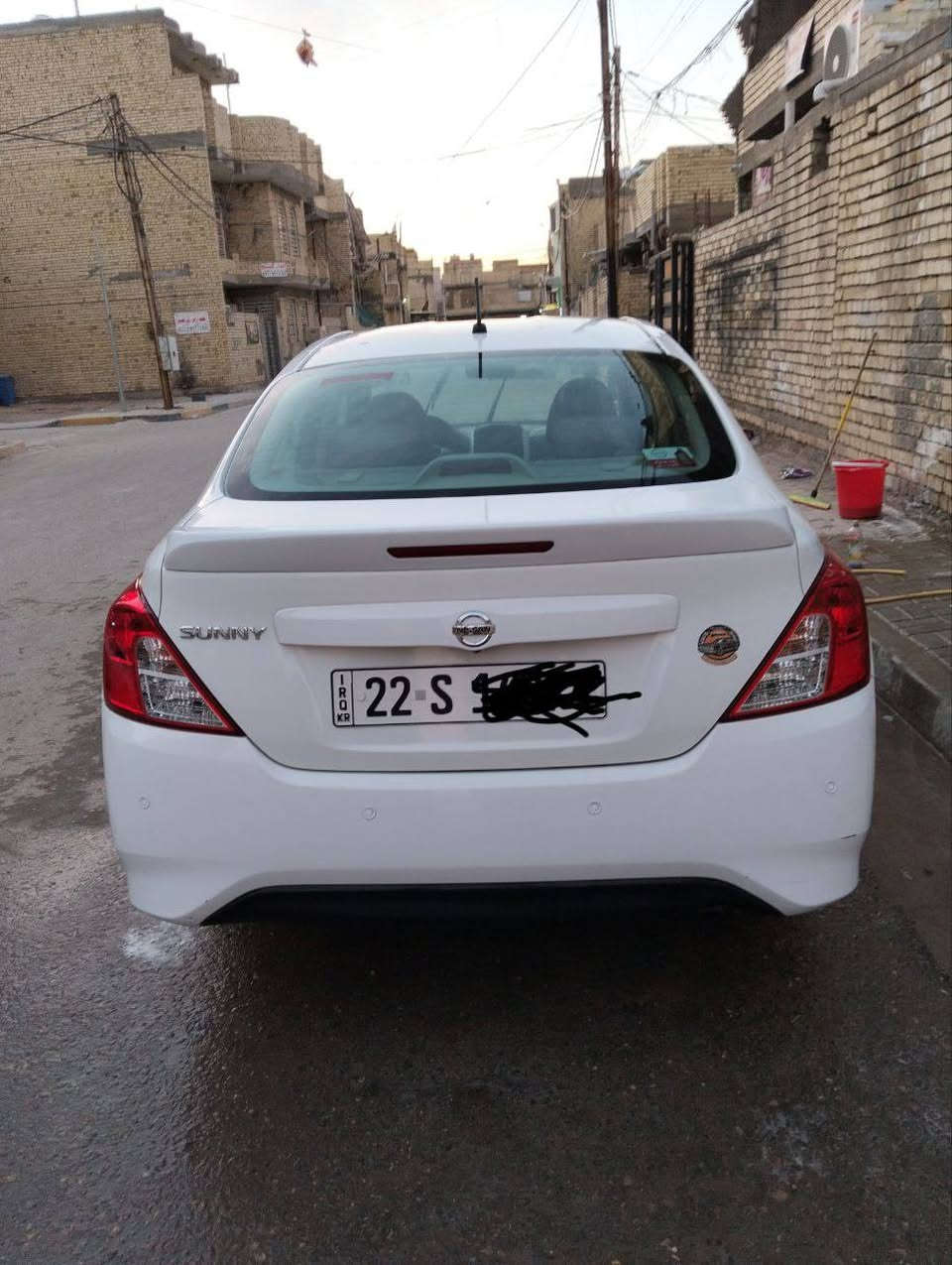 السلام عليكم
نيسان سني 2025 مصري 
رقم اربيل 
بعدها داخلة بالضمان ٣سنوات 
ماشيه ٣٦ الف كير محرك كفاله
بيها مكانين بارد  شغل درجه اولى 
 سياره جاهزه 
للبيع فقط السعر 129 ورقه وبيها مجال مكاني بغداد حي البتول  
*********** 
 ( واتس اب ايضا الخاص مغلق)
