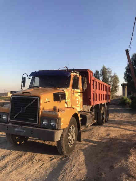 سلام عليكم فالفو للبيع موديل 82 محرك F12 121 كير ٤/٤ فقستين تخم تاير بدي تفصال جديد شاصي مكفول كير مكفول السعر 18 مليون وبيه مجال حك الجيه مكان السياره واسط صويره 
الاستفسار 
***********
