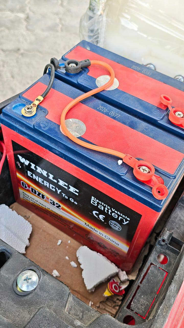 دراجة شحن R900 للبيع نضيفة كلش استخدام قليل موديل 2025 والبطاريات 2026 مستعجل على بيعتهه
السعر 500 وبيهه مجال 
مكاني بصرة الزبير 
رقمي. ***********
