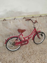 باسكل بناتي • نضيف • اطفال