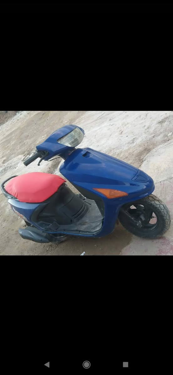 السلام عليكم للبيع دراجه فراشه جديد أحله من الصوره مكينه ناعمه حيل دبلات جدد دراجه جديد حيل 
كهربائيات كلهه شغاله سلف هندر باتري جديد تايرات جدد المكان بابل القاسم السعر 275   ***********
