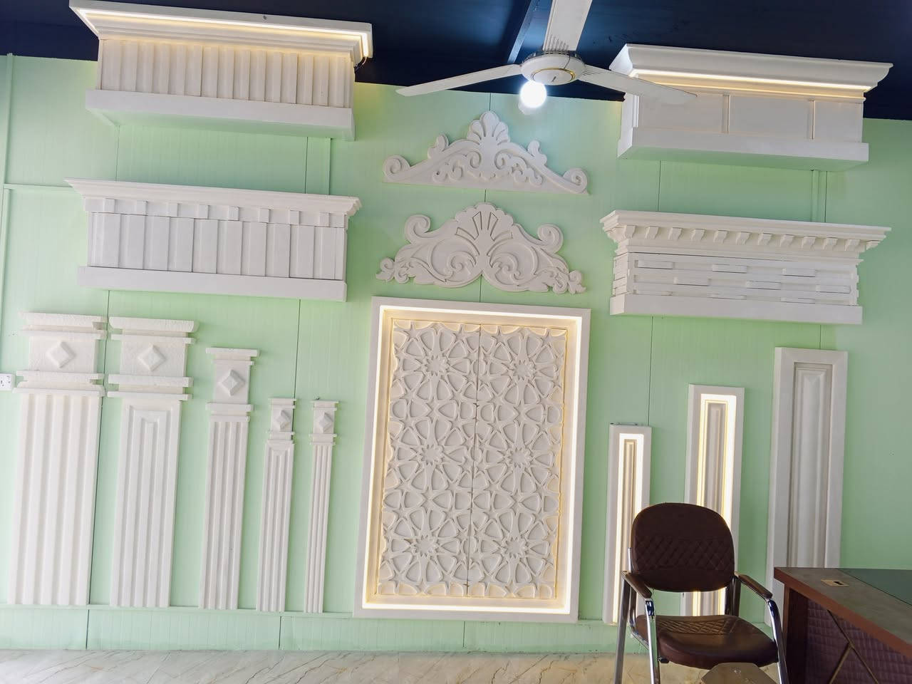 ✨ بكل فخر واعتزاز ✨

نـعلن عن الافـتتاح 
✨ مـعرض عـلي حـسن للـديكور والواجـهات الـحديثة ✨

حيث الإبـداع يلتقي بالـفخامة ✨
وأحـدث تـصامـيم الـديكور والواجـهات الـعصرية( لـجميع انـواع الـفوم الـتركي+مـواد لاصقة + طـلس)

📍 *الموقع* (المدائن_الوردية)

📞 للاسـتفسار: (***********)

حضوركم شرف كـبير لنا ❤️
كـونوا جـزء من بـداية نـجاحنا 🌟
