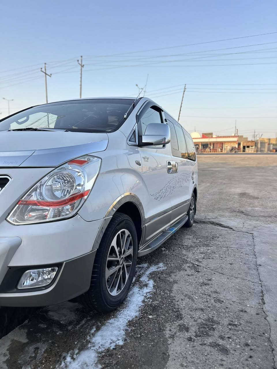 سلام عليكم استاركس مديل 16 اصل السياره كفاله ضربه صبغ تبديل بارد ( كفاله عامه ) رقم بصره انكليزي محور سبلاين السياره جاهزه من كلشي ويل بكلايت ولباقي شوف عينك السعر 235 وبيهه مجال عنوان بصره الهارثه للستفسار : ‭0773 557 1822‬    خاص ماجاوب
