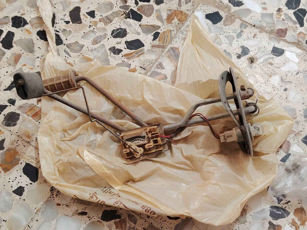 سلام عليكم طوافه مال كيه للبيع تفصيخ هيه وبراغيه وقبق المكان بغداد حيور الستفسار على الرقم ***********السعر 35
