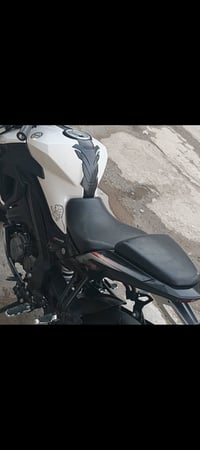 بنلي s180   2024.   سعر 2500. 07763758594.   نضافه 80% بغداد دورة شارع...