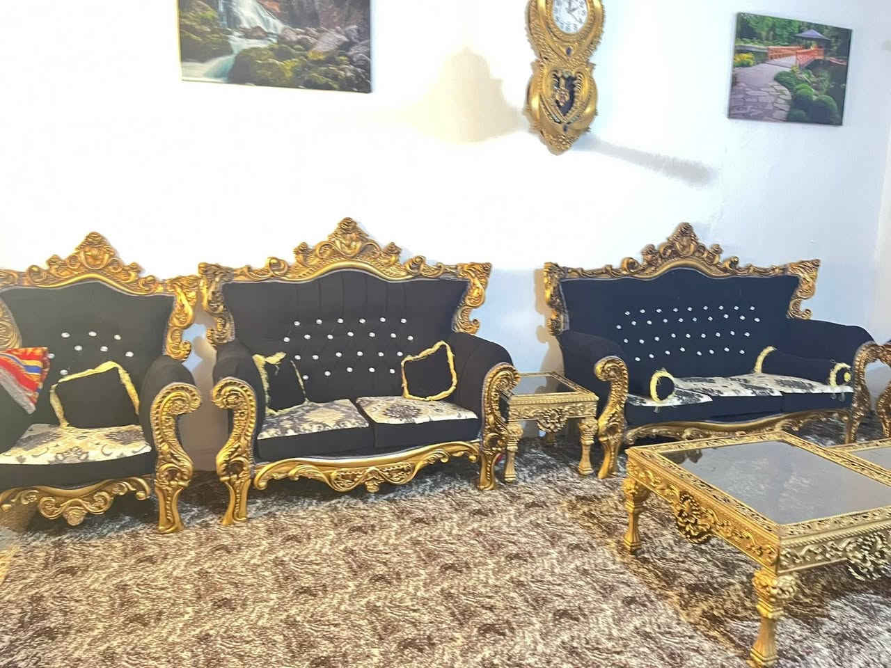 تخم ملكي مع كوشات نظيف عشر مقاعد 5 قطع مع سيت طبلات 400 ألف وبيه مجال

كل ما تحتاجه من اثاث منزلي واثاث مكتبي تجده في معرض 
النعيمي للاثاث الجديد 
والمستخدم مستعدون لشراء الاثاث المستخدم والمراوس ماعليك سوى الاتصال على الرقم ويوجد واتساب تكريت القادسيه مدخل گراج بغداد شارع الدفاع المدني مقابل صيدلية الواثق مجاور الرعايه الاجتماعية معرض النعيمي ***********
