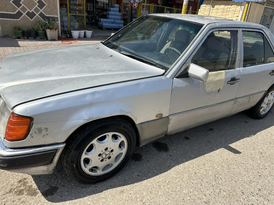 موديل ٨٧ محرك نظيف كير جديد تخم تاير كهربائي شغاله
سياره بسمي 
سعر ٣٠ وبيه مجال 
مكان كربلاء
***********
