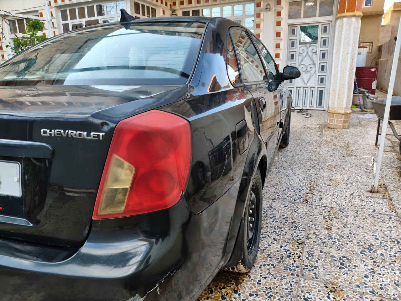 السلام عليكم
اوبترا موديل 2004 
رقم بغداد انكليزي مداور ثاني يوم 
السعر 52$ ومجال
مكاني تكريت 
***********
***********
