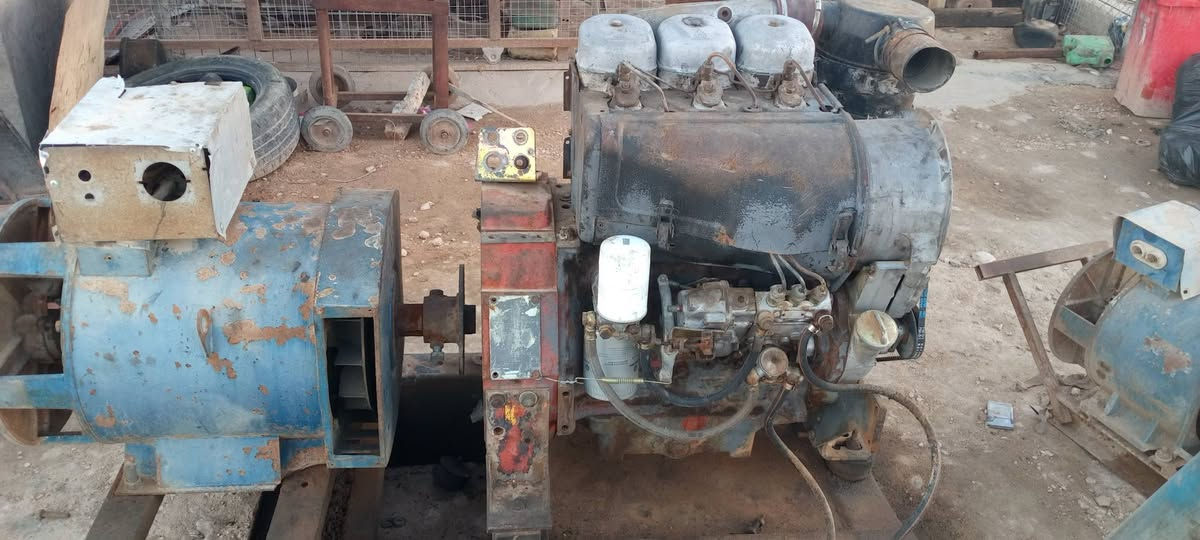 السلام عليكم ورحمه الله وبركاته مولد دويز حلاواني ٣ سلندر شغال وجاهز توليد ٥٠ كيفي السعر ١٨ وبي مجال حك جيه استفسار ***********
