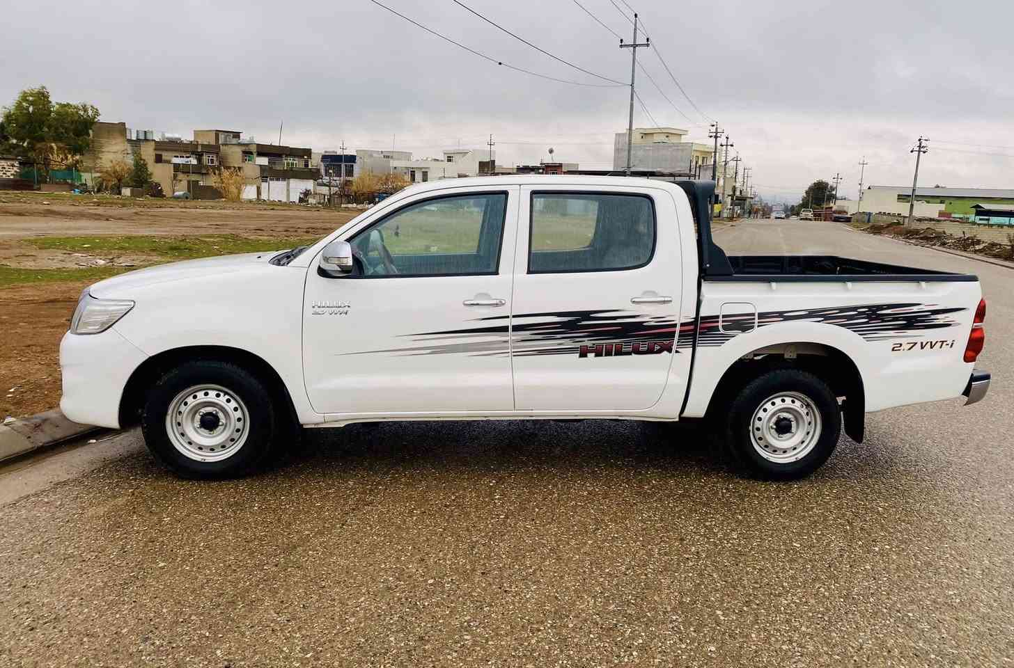 بە نــــــاوی خــــــــــــودا
TOYOTA HILUX
مۆدێل٢٠١٢  ڕەقەم سلێمانی  سەنەوی تا ٢٠٢٩ تازەیە ١٧٤ هەزاری هەقیقی ڕۆشتوە كۆبۆنی بەنزینی هەیە مەكینەی نەكراوەتەوە گێڕوو مەكینەو ئەكسلو شانسی بە شەرتە چوار تایەی تازەی لە ژێرە 
سۆنەراكەشم داناوە 
سەیارەكە هی ماڵانە
ســــــحری ١٧٥ گەڵا
ژمارەی خاوەنی
***********
***********
