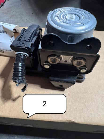 ارخص الاسعار✅
Abs  هوندا اكورد هايبرد 2023/2024/2025
1_صوره رقم 1 جديد وكالة هوندا امريكي          740$
2_صوره رقم 2 تفصيخ 2025 تورنك مع الفيشة  750$
3صوره رقم 3 تفصيخ 2024 نظيف جدا             690$
***********
محمد ماجد ✅
