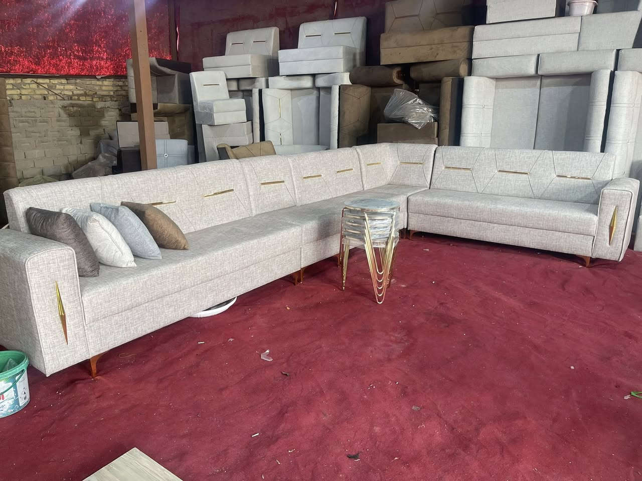 معرض آبن شاهر لتخم والديوان
عشر نفرات 
خمس قطع
طول سته متر ونص 
جديد مامستعمل شغل درجه اولى 
ملاحظة اي قياس تريد موجود 
السعر والتفاصيل خاص


**إذا كنت صاحب هذا الإعلان وتريد حذفه لأي سبب، رجاءا أرسل رسالة إلى الدعم الفني**